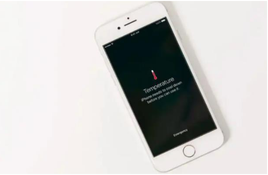 七里河苹果手机维修分享iPhone 手机发热如何快速降温 